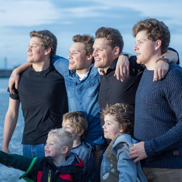 Wout broer van Warre