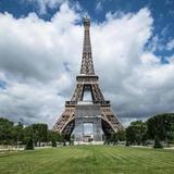 Paris débarque !