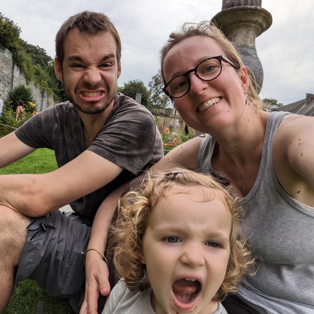 Laurie & family
