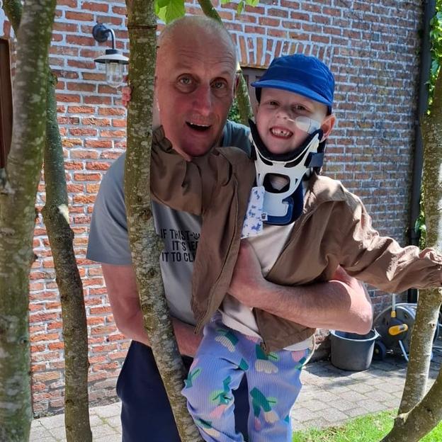 PA'KE VOOR FENNE