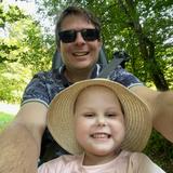 Ralf - papa loopt voor Rosalie
