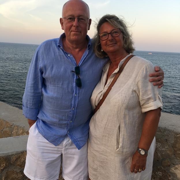 JULES MARCHE AVEC BASILE
