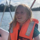Anna, une petite cousine de Juju