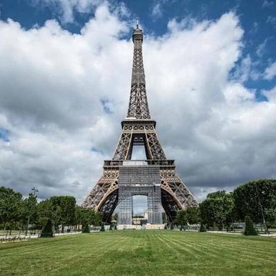 Paris débarque !