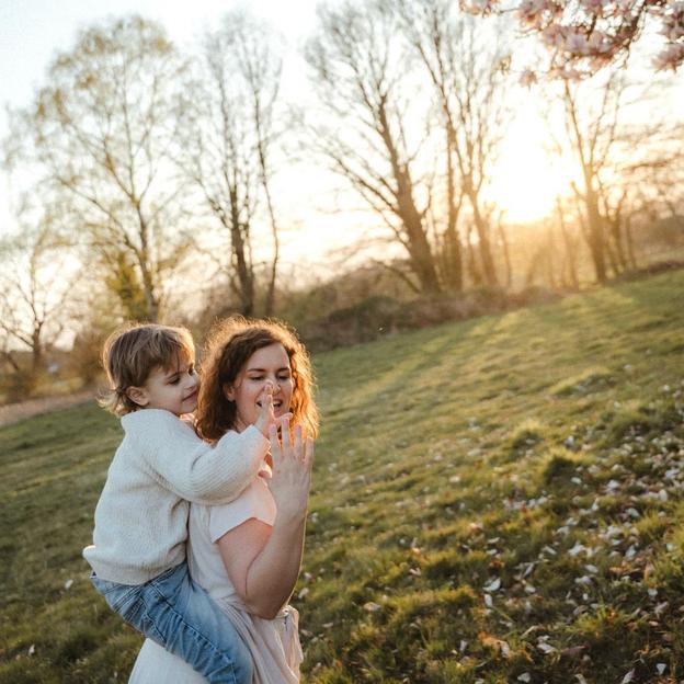 Eline, mama van Leon