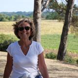 Anne kicks it!