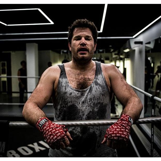 PUNCH FOR LIFE - SCHORING BULL