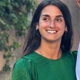 Elise running to kick cancer