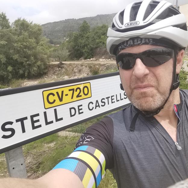 Eddy rides for kids with cancer
