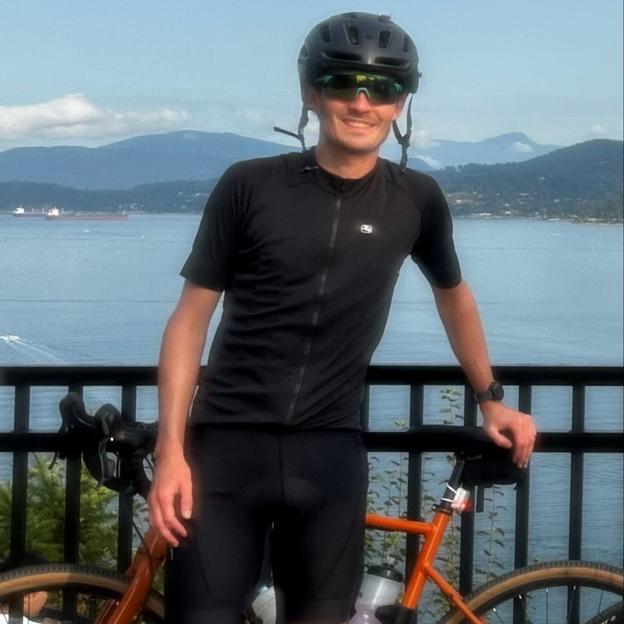 Alex rides for kids to Paris